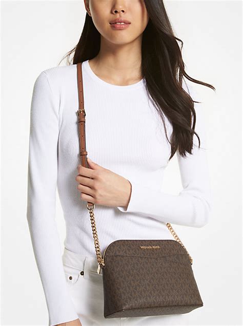 michael kors travis crossbody|Michael Kors Crossbody bag.